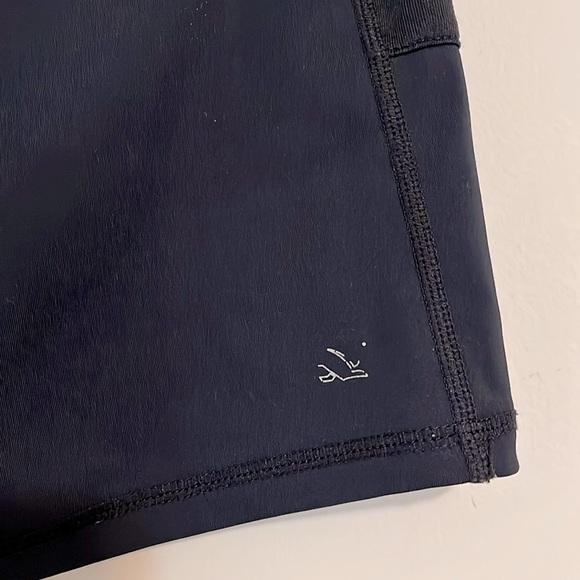 Rabbit Leggy 4” Short Black Medium - Picture 3 of 13